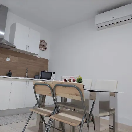 Charming Loft In * ポルト