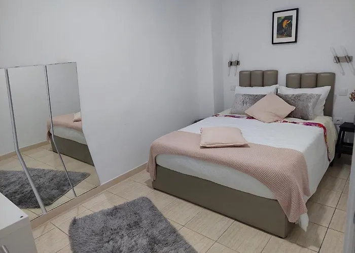 Charming Loft In Апартаменты Порту